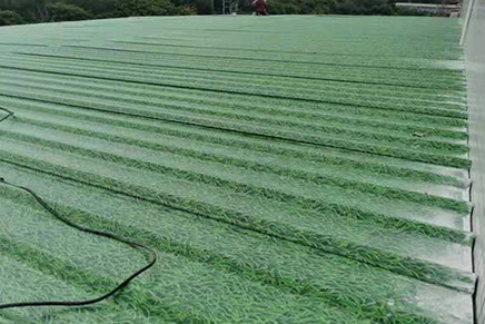 Aluminum-magnesium insulatiing tile